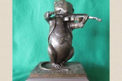 Ratón con violín